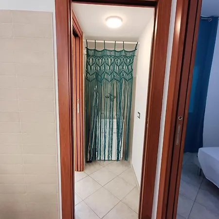 Station House Apartment *